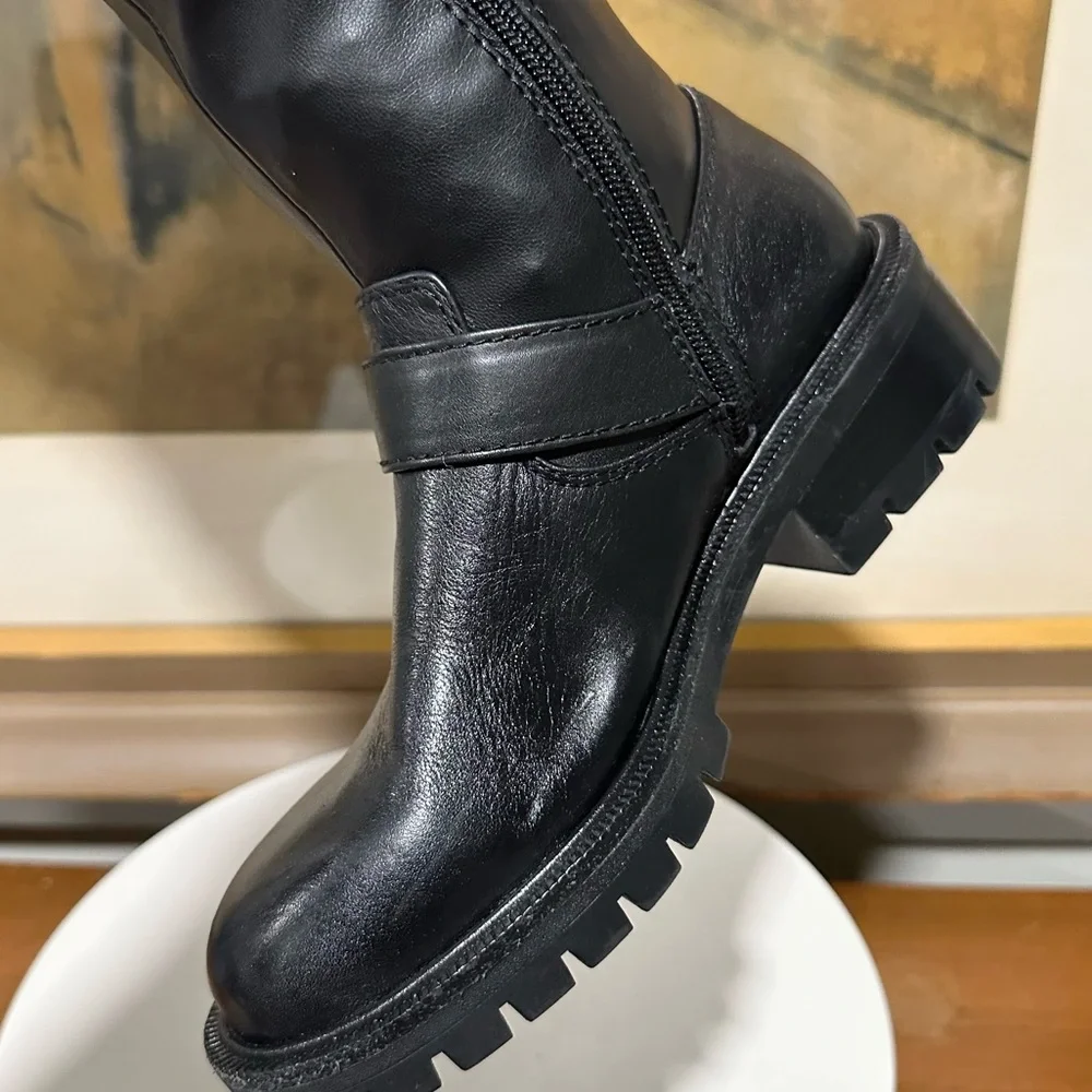 🌸VINCE CAMUTO🌸 Abrila Black Over The Knee Boot Size: 5M